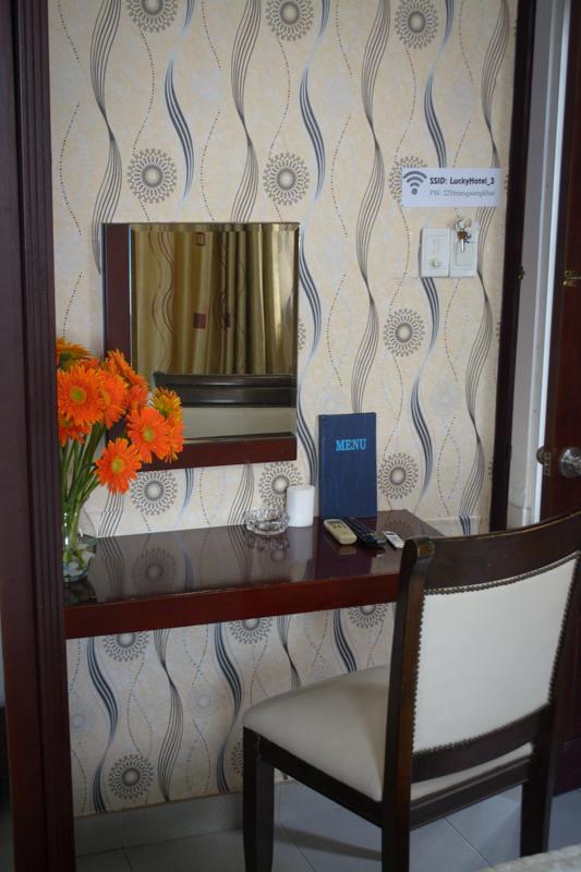 Lucky Hotel 호치민 객실 사진