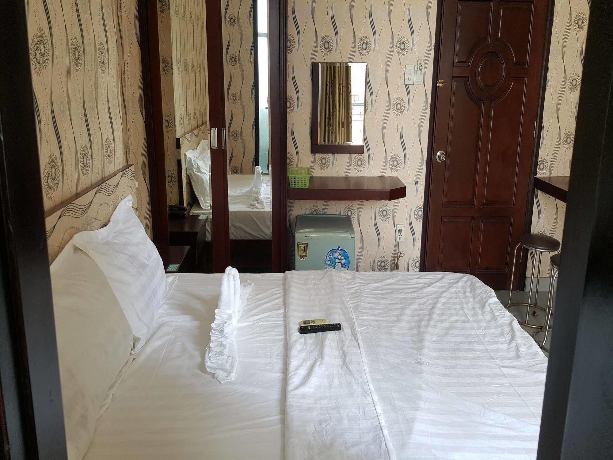 Lucky Hotel 호치민 외부 사진